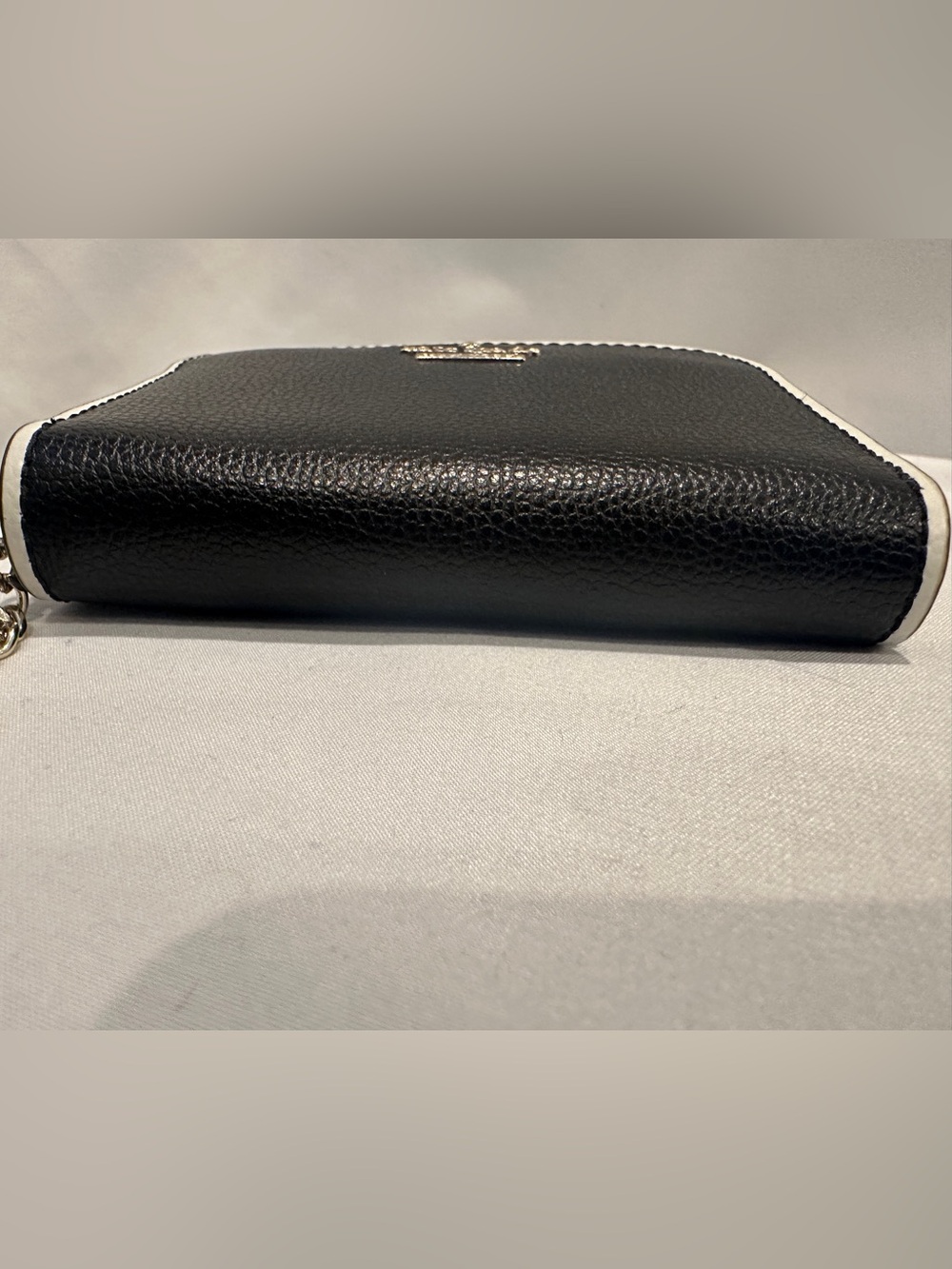 kate spade Black Leather Card Holder with Gold Logo and Keyring - Picture 4 of 6